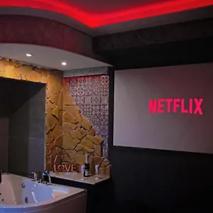Aparta La Nuit Apartment